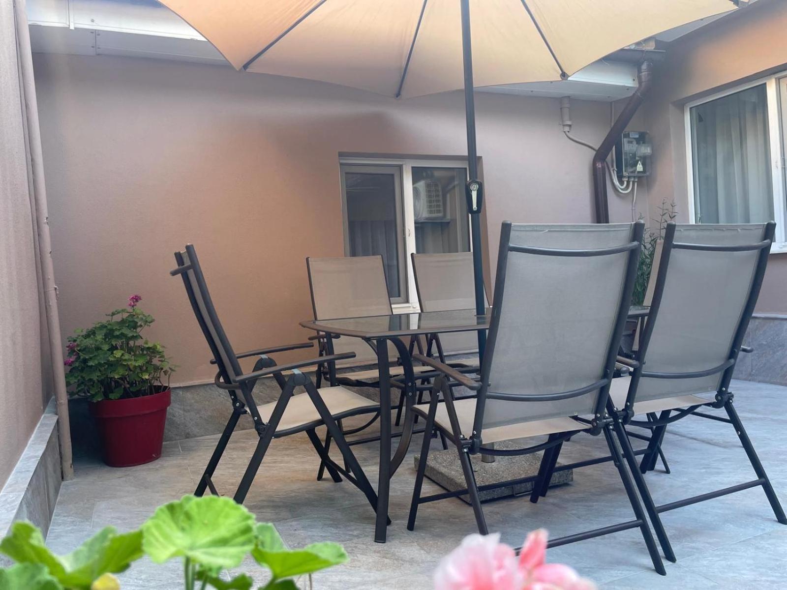 Вилла Aminah House Констанца Экстерьер фото